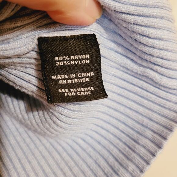 525 America womens blue ribbed puff shoulder long sleeved turtleneck sweater Med - Picture 10 of 11